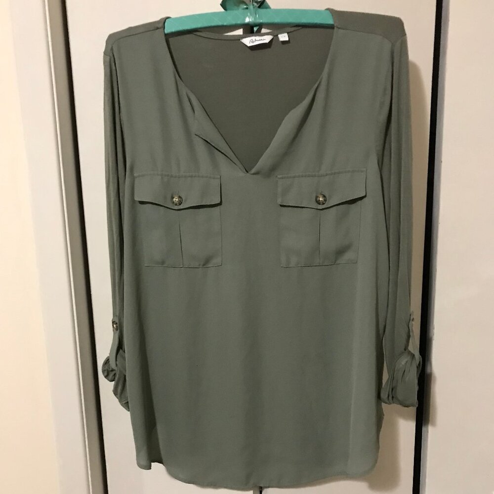 Reitmans Ladies Sage Green Top Size Large